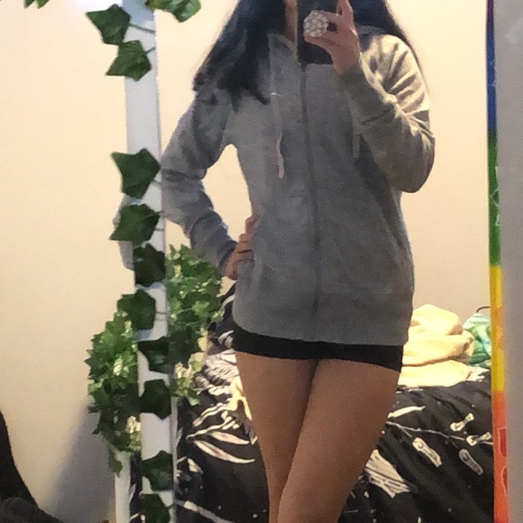 Slim fitting gray zip up hoodie - Picture 2 of 2